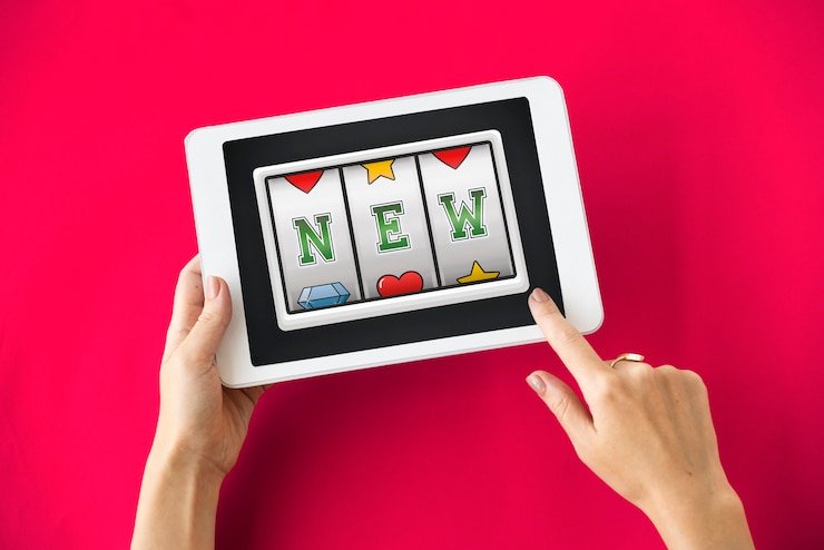 Tampilan meja roulette dengan layout taruhan yang jelas dan chip dalam berbagai warna